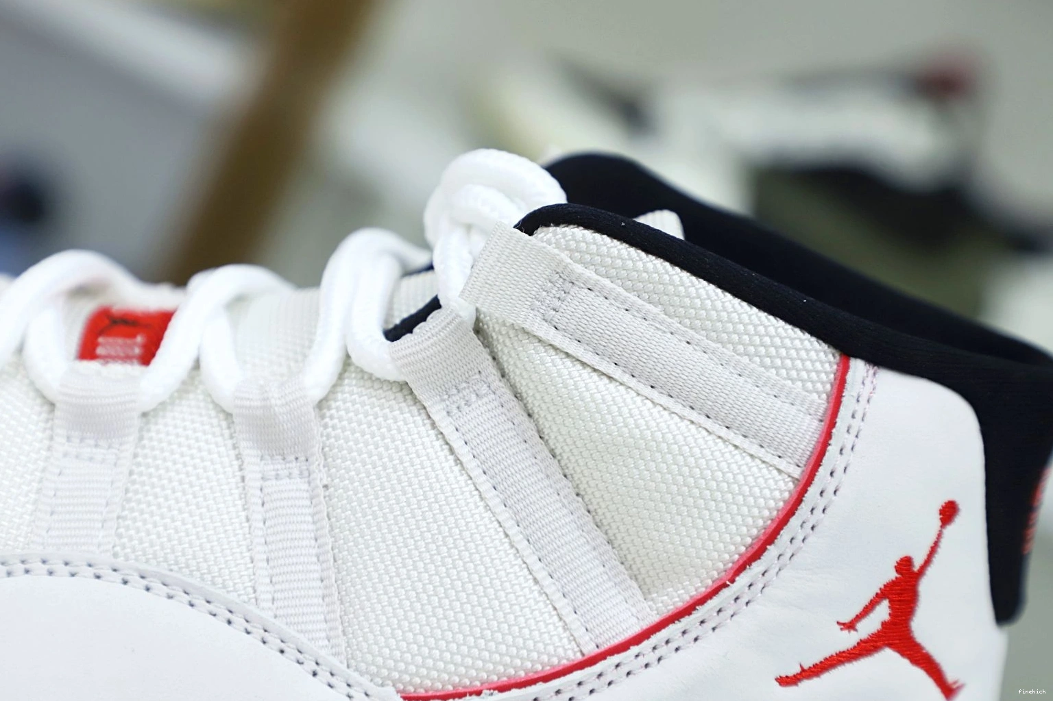 XI TINT JORDAN AIR RETRO PLATINUM 11 0113